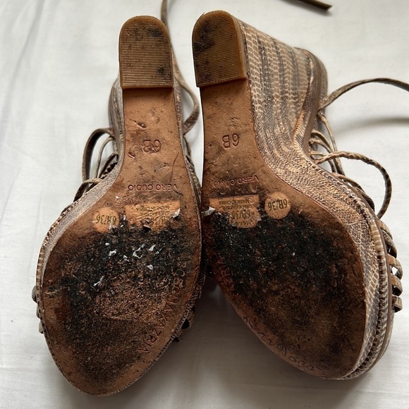 ⭐️BCBGMAXAZRIA Women’s Laurol Mushroom Printed WEDGE HEELS Strap Shoes Size 6⭐️ - Picture 8 of 8